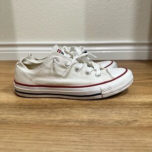 Converse Chuck Taylor All Star Classic White Low Top